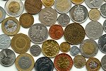 US dollar hits new low against euro